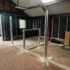 Wasplaats Paal 2 meter+bevestigingsplaat