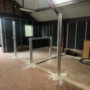 Wasplaats Paal 2 meter+bevestigingsplaat